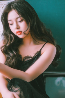 韩国电影《下女》未删减